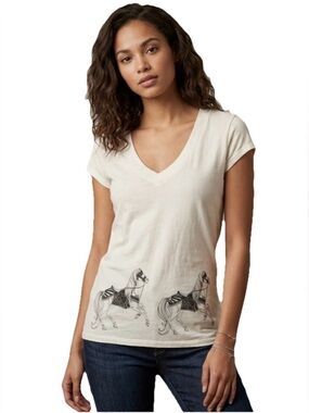 Key Closet Cream Women’s Carousel Horses Swarovski Studded Tee Size Medium